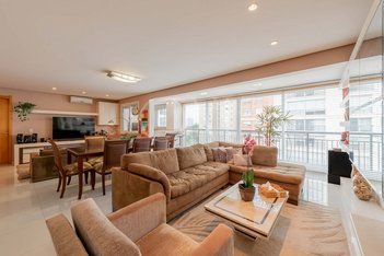 apartment em Avenida Túlio de Rose, Jardim Europa - Porto Alegre - RS