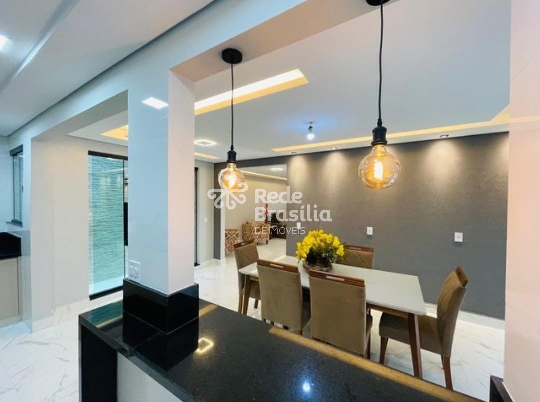 WhatsApp Image 2025-11-17 at 15.43