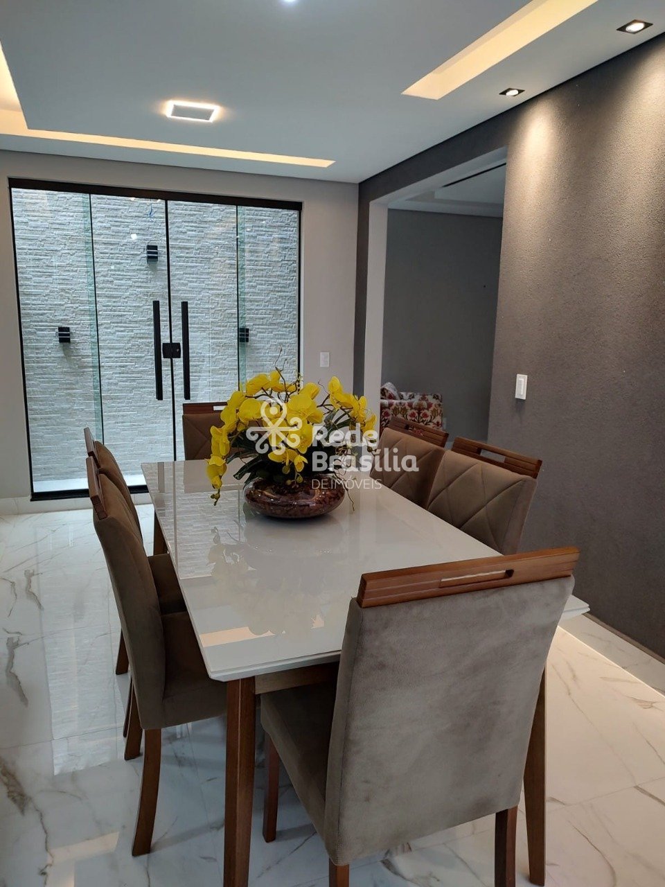 WhatsApp Image 2025-11-17 at 15.43