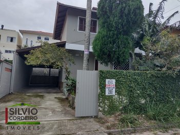 house em Servidão Maria Cordeiro de Souza, Lagoa da Conceição - Florianópolis - SC