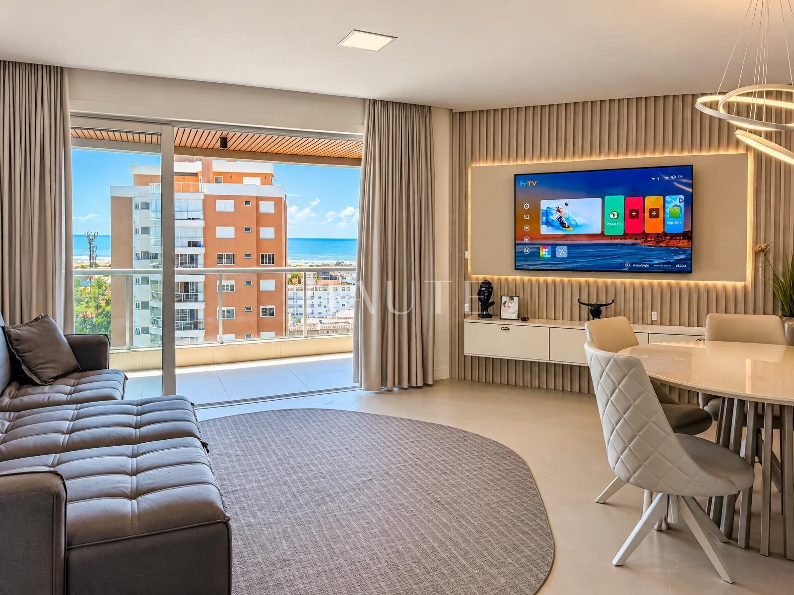 Apartamento 2 dormitórios (2 suítes) com 2 vagas e 100m²