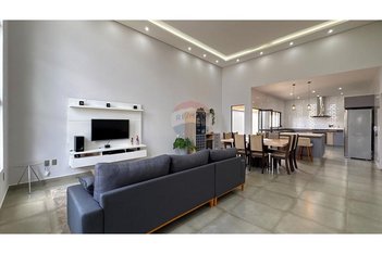 house em Rua Oswaldo Coelho Gomes, Villas Paraíso - Botucatu - SP