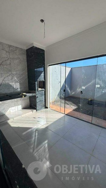 house em Rua Cleusa Borges Batista, Laranjeiras - Uberlândia - MG