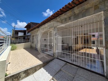 house em Avenida Enos Sadock de Sá, Suíça - Aracaju - SE