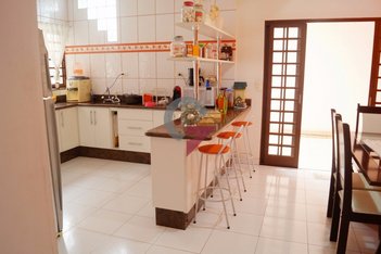 house em Avenida José Francisco de Alvarenga, Vila Menino Jesus - Caçapava - SP