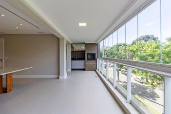 apartment em Rua José Cadilhe, Água Verde - Curitiba - PR