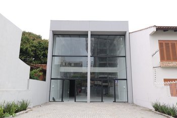 business em JOAO WALLIG, Passo da Areia - Porto Alegre - RS