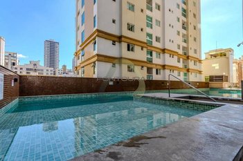 apartment em Rua 234, Meia Praia - Itapema - SC