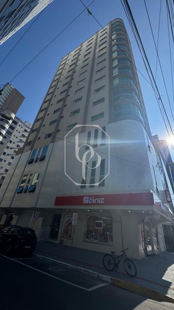 apartment em Rua 224, Meia Praia - Itapema - SC