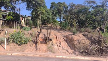 land_lot em Rua Sinfrônio Ferreira Vaz, Dona Lila - Itabirito - MG