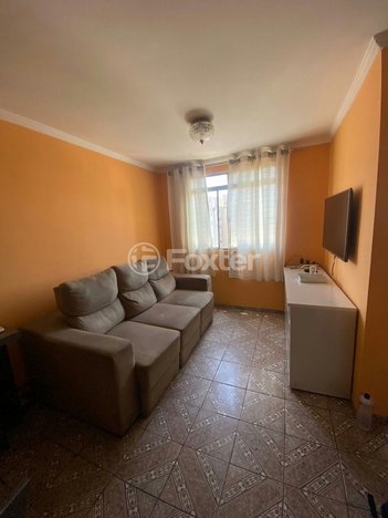 apartment em Rua Serra do Pilar, Jardim Macedônia - São Paulo - SP