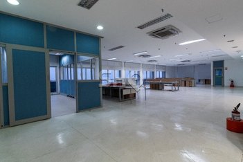 commercial_property em Rua Josef Kryss, Parque Industrial Tomas Edson - São Paulo - SP