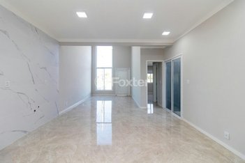 house em Avenida Juca Batista, Lageado - Porto Alegre - RS