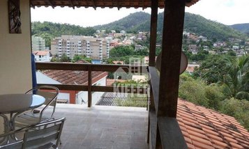 house em Rua Benta Pereira, Maria Paula - Niterói - RJ