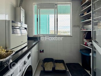 apartment em Avenida Brigadeiro da Silva Paes, Campinas - São José - SC