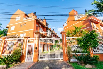 house em Avenida Guaíba, Vila Assunção - Porto Alegre - RS