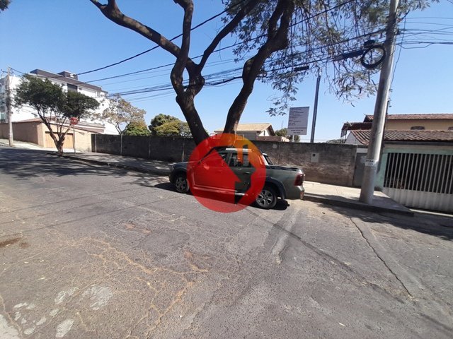 Casa com 3 quartos — Itapoã, Belo Horizonte