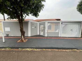 house em Rua Bruno Próspero Parolari, Alpes - Londrina - PR