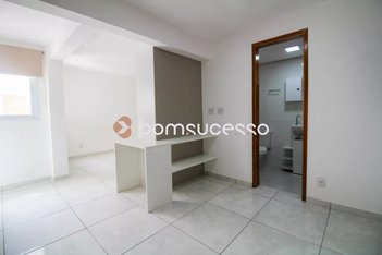 apartment em Rua João Teixeira da Silva, Vila Invernada - São Paulo - SP