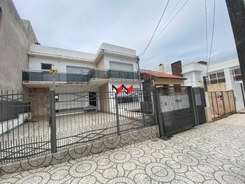 house em Rua Félix da Cunha, Menino Deus - Bagé - RS