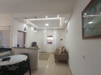 house em Avenida Prefeito Nicanor Ramos Nogueira, Mombaça - Pindamonhangaba - SP