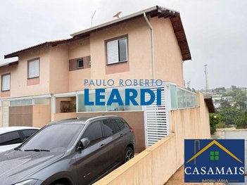 apartment em Estrada Danúbio, Jardim Pioneiro - Cotia - SP