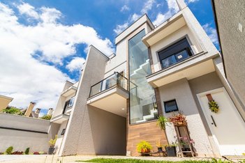 house em Rua General Severiano da Fonseca, Uberaba - Curitiba - PR