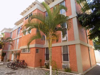 apartment em Rua General Alfredo Bruno Gomes Martins, Braga - Cabo Frio - RJ