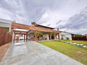 house em Rua Leonardo da Vinci, Rainha do Mar - Xangri-Lá - RS