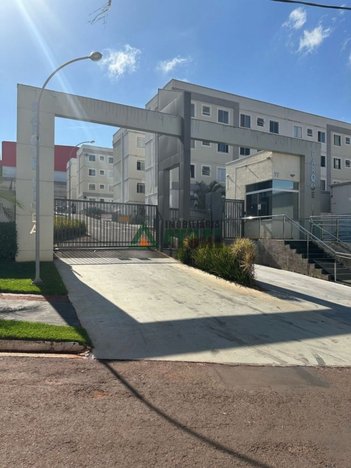 apartment em Rua Cianorte, Jardim Ana Eliza - Cambé - PR