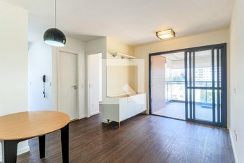apartment em Rua Guaraiúva, Cidade Monções - São Paulo - SP