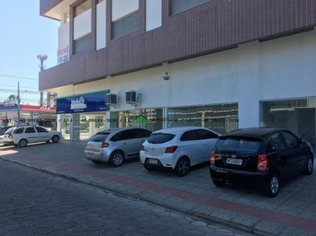 business em Avenida Elza Lucchi, Ponte do Imaruim - Palhoça - SC