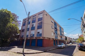 apartment em Rua Cristóvão Pereira, Passo da Areia - Porto Alegre - RS