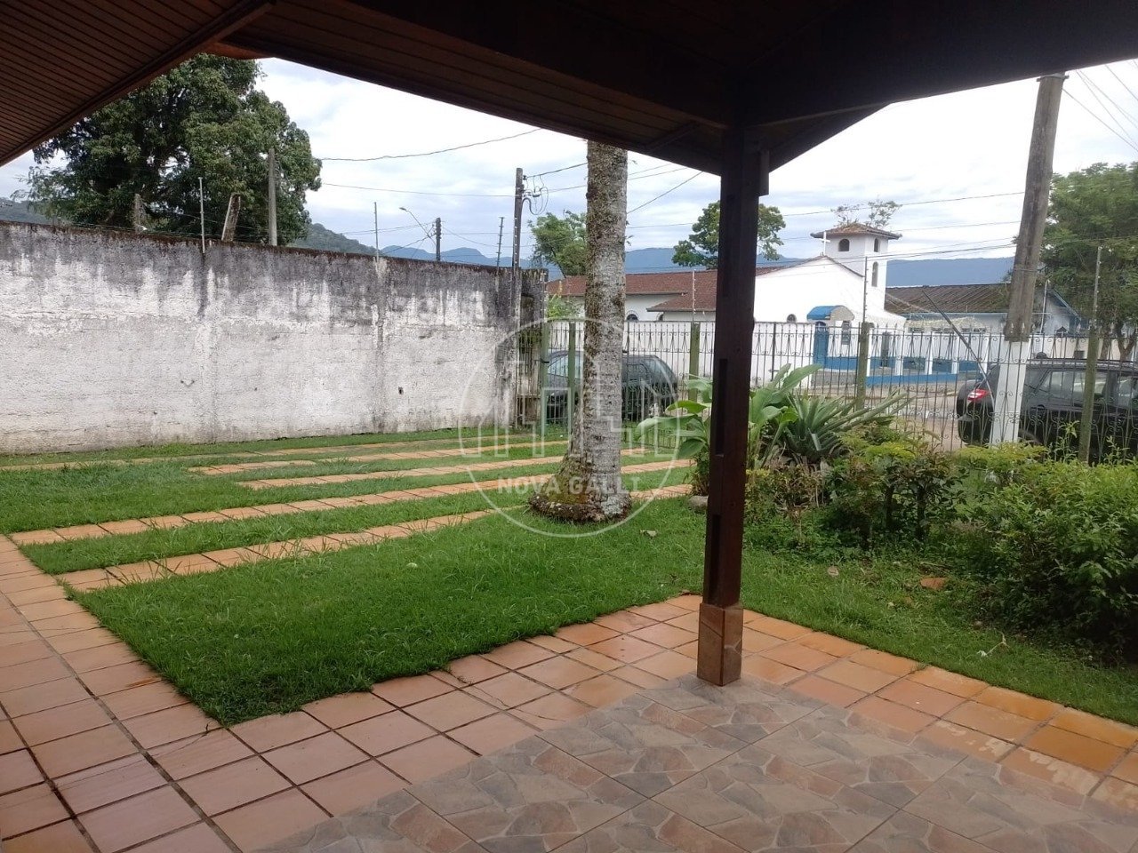 af5b31ab-b1a1-41e8-b656-d0f752acc2fa