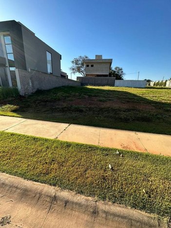 land_lot em Avenida Antônio Prado, Jardim Cristal - Aparecida de Goiânia - GO