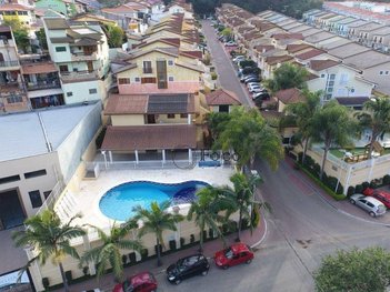 house em Avenida Benjamin Harris Hunnicutt, Portal dos Gramados - Guarulhos - SP