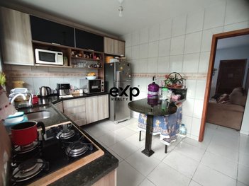 house em Rua Euclides Pereira Linhares Júnior, Itália - São José dos Pinhais - PR