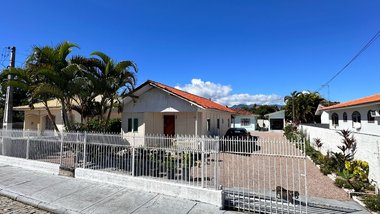 house em Ervino Scheidt, Centro - Palhoça - SC