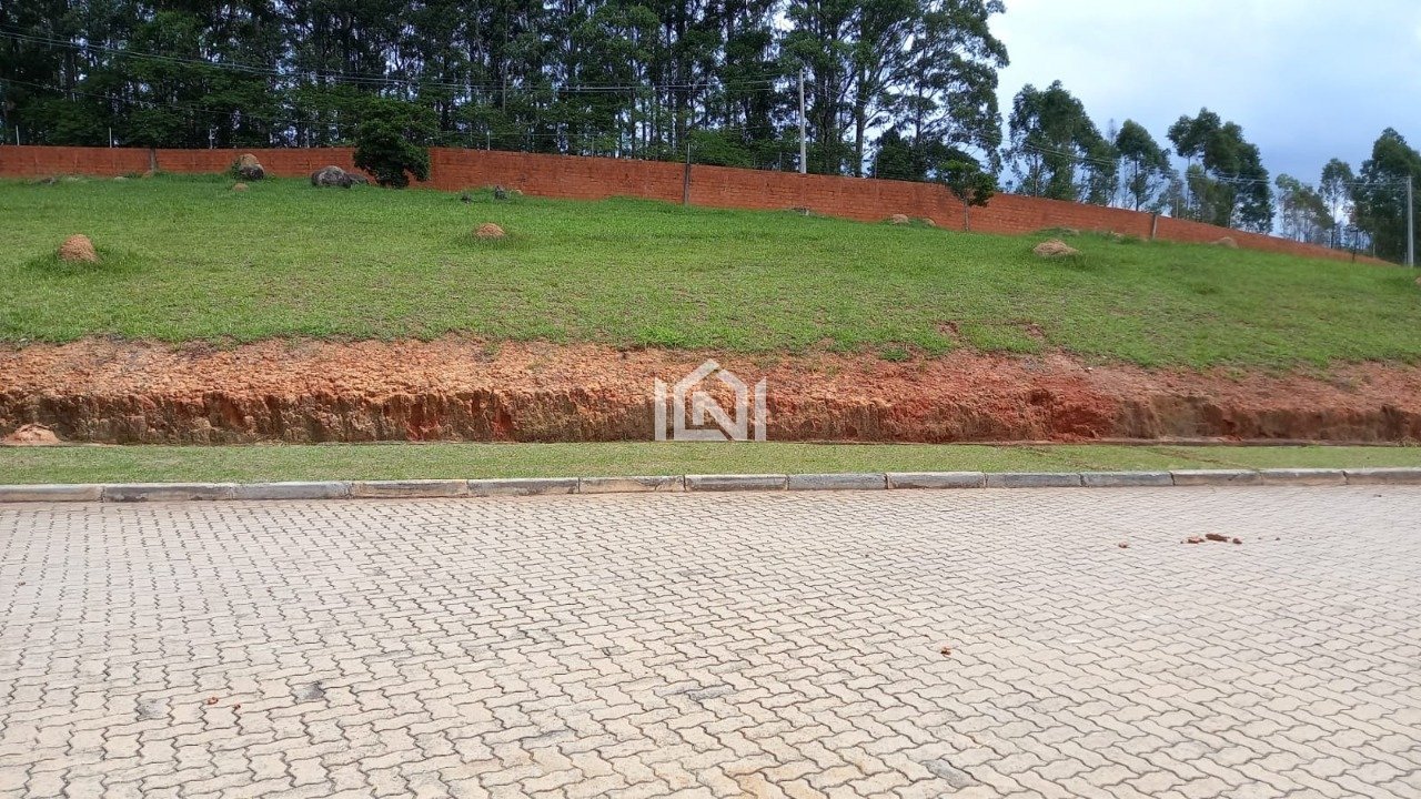 terreno a venda vila da mata  frente