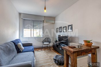 apartment em Rua Presidente Juarez, São Sebastião - Porto Alegre - RS