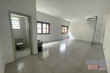 office em Rua Umbú, Passo da Areia - Porto Alegre - RS