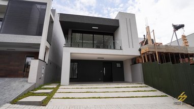 house em Rua Irma Schreiner Maran, Santa Cândida - Curitiba - PR