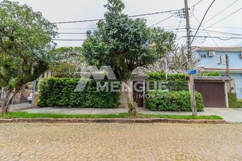house em Rua César de Castro, Teresópolis - Porto Alegre - RS