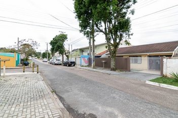 house em Rua Alberto Pasqualini, Uberaba - Curitiba - PR