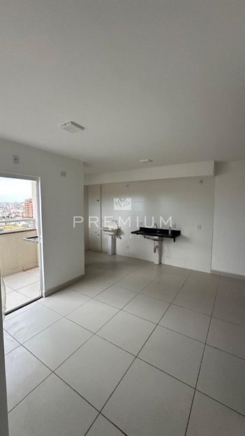 apartment em Rua Nicolau Alves de Brito, Laranjeiras - Uberlândia - MG