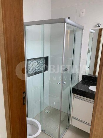 apartment em Rua Adilson do Carmo Marques, Santa Rosa - Uberlândia - MG