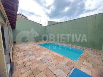 house em Avenida Sabinadas, Nossa Senhora das Graças - Uberlândia - MG
