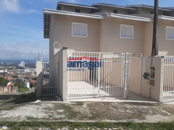 house em Rua Dionizia Nogueira Zicarelli, Jardim Bela Vista - Jacareí - SP