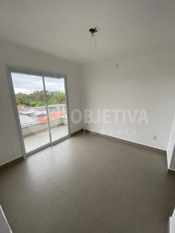 apartment em Avenida Ubiratan Honório de Castro, Santa Mônica - Uberlândia - MG