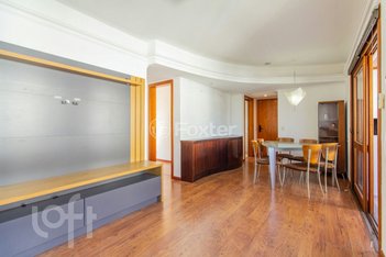 apartment em Avenida Coronel Lucas de Oliveira, Boa Vista - Porto Alegre - RS